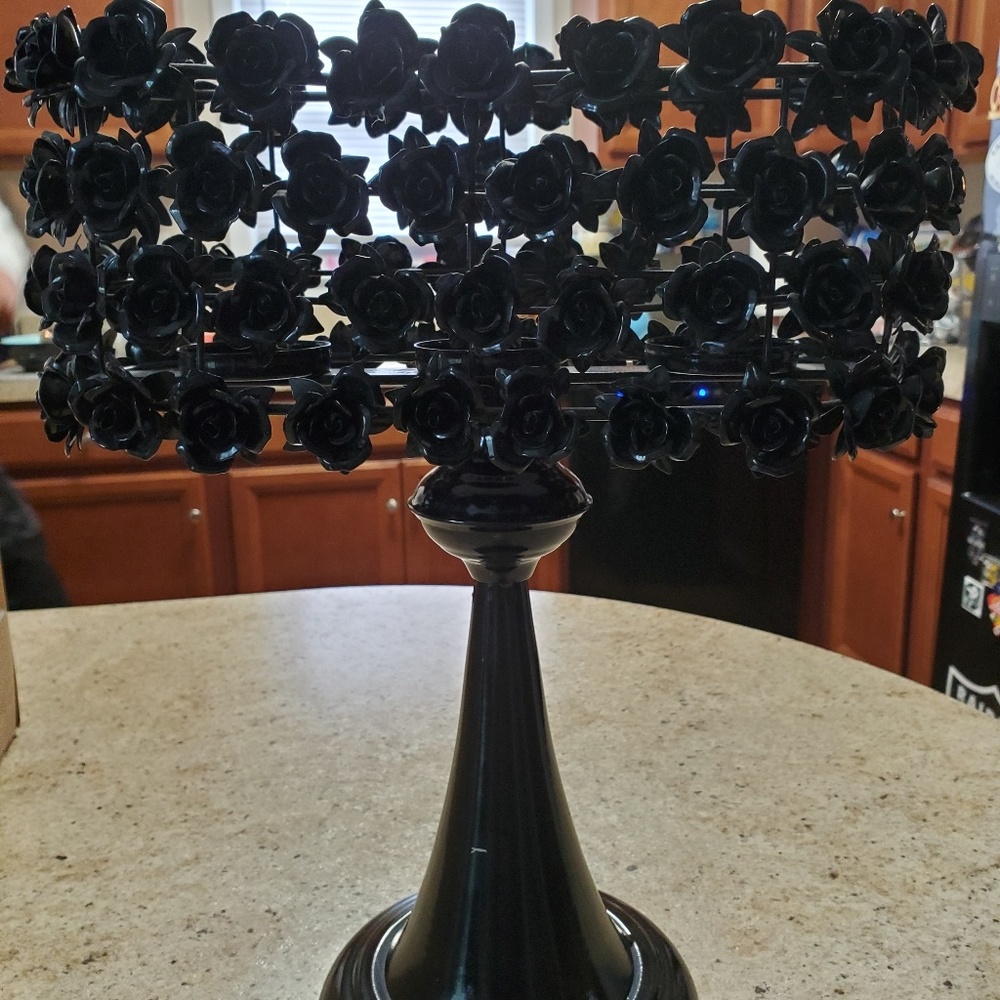 Black rose stand / candle holder